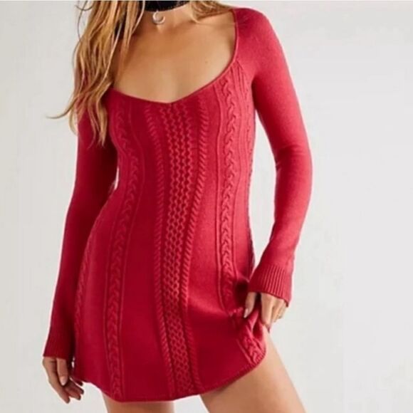 Free People Small World Cable Knit Cranberry Red Mini Sweater Dress Size Lg - Picture 2 of 7